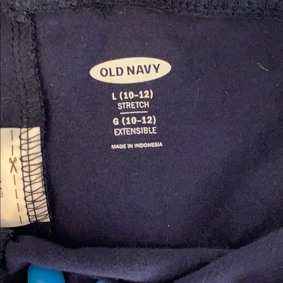 BRAND NEW Old  Navy Long Shorts - Picture 3 of 5